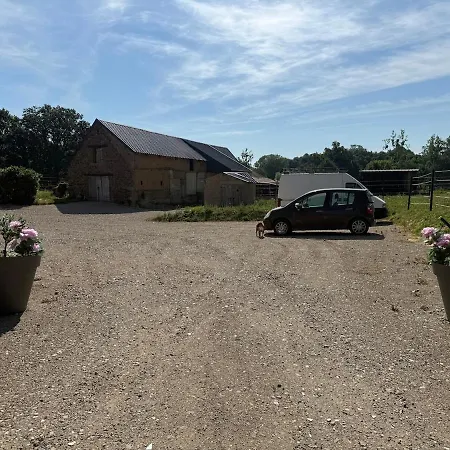 Apartment Between Horses And Mont-saint-michel